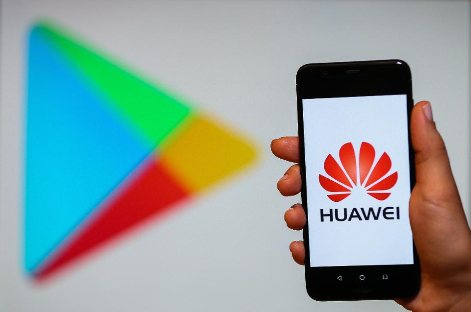 как установить сервисы google на huawei